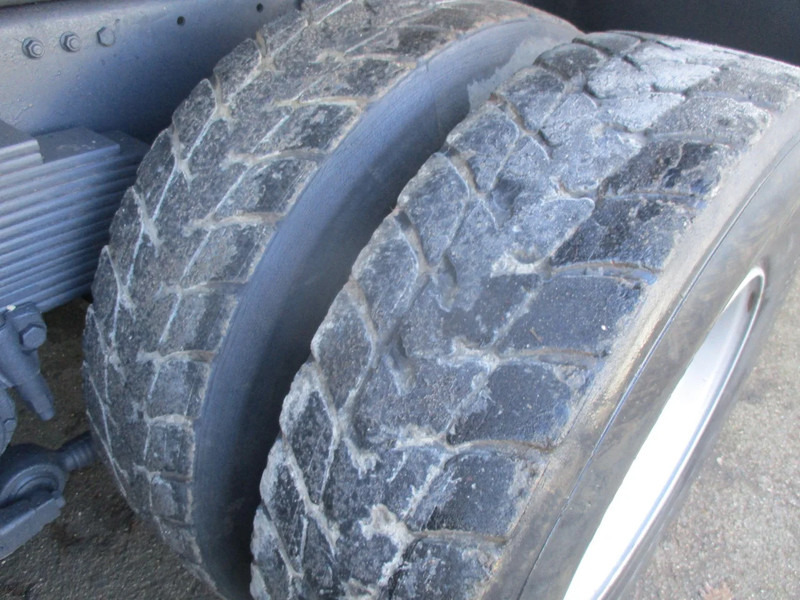 Savivartis sunkvežimis MAN 26.402 6x4 , ZF Manual , Retarder , 3 Way tipper , Spring suspension: foto 17 Savivartis sunkvežimis MAN 26.402 6x4 , ZF Manual , Retarder , 3 Way tipper , Spring suspension: foto 17