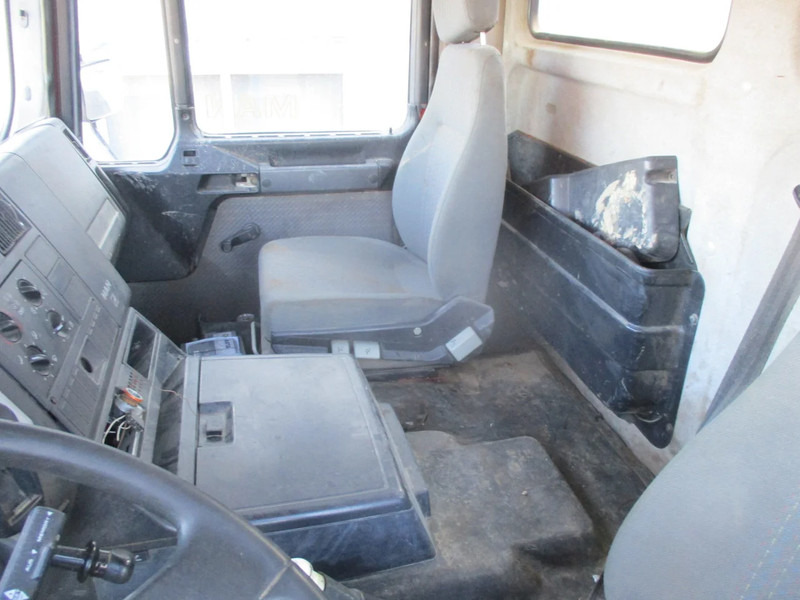 Savivartis sunkvežimis MAN 35.414 , 8x4 , ZF Manual , EURO 3 , 3 way tipper , Spring suspension: foto 13 Savivartis sunkvežimis MAN 35.414 , 8x4 , ZF Manual , EURO 3 , 3 way tipper , Spring suspension: foto 13