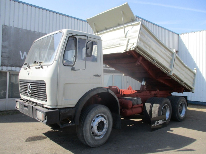 Mercedes-Benz 2633, V8 , ZF Manual , 6x4 , 3 Way tipper , Spring suspension - Savivartis sunkvežimis: foto 1 Mercedes-Benz 2633, V8 , ZF Manual , 6x4 , 3 Way tipper , Spring suspension - Savivartis sunkvežimis: foto 1
