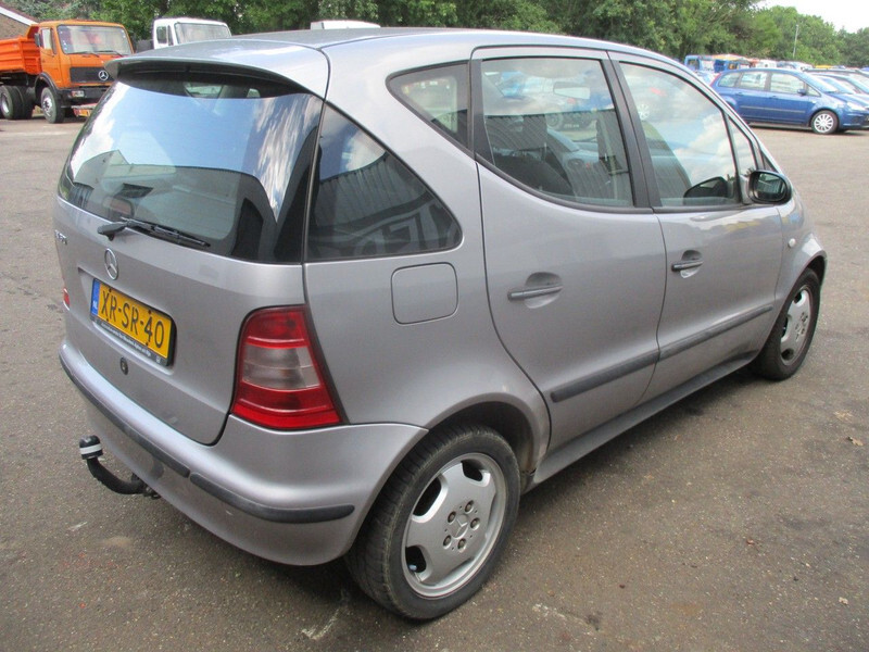 Mercedes-Benz A-Klasse A160 Elegance , Manual - Lengvasis automobilis: foto 3 Mercedes-Benz A-Klasse A160 Elegance , Manual - Lengvasis automobilis: foto 3