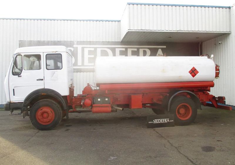 Mercedes-Benz FAP 1620 BD , Fuel truck , 4x2 , Manual , Spring suspension - Autocisterna: foto 2 Mercedes-Benz FAP 1620 BD , Fuel truck , 4x2 , Manual , Spring suspension - Autocisterna: foto 2