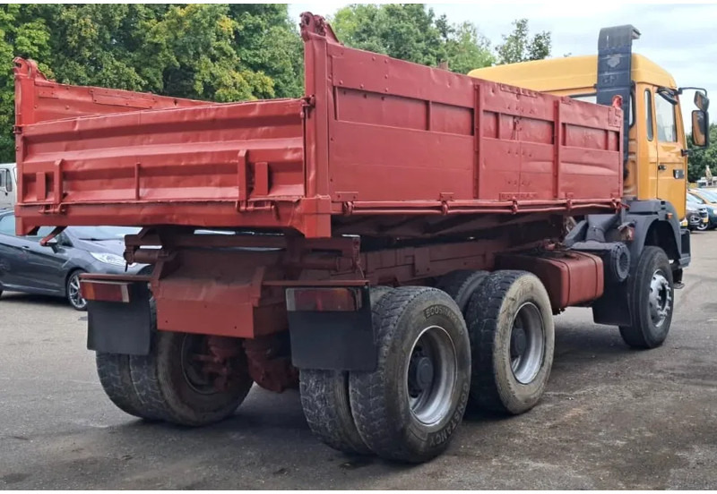 Renault G 300.26 , Manager , 6x4 , 3 Way-Tipper , Spring Suspension , Manual - Savivartis sunkvežimis: foto 3 Renault G 300.26 , Manager , 6x4 , 3 Way-Tipper , Spring Suspension , Manual - Savivartis sunkvežimis: foto 3