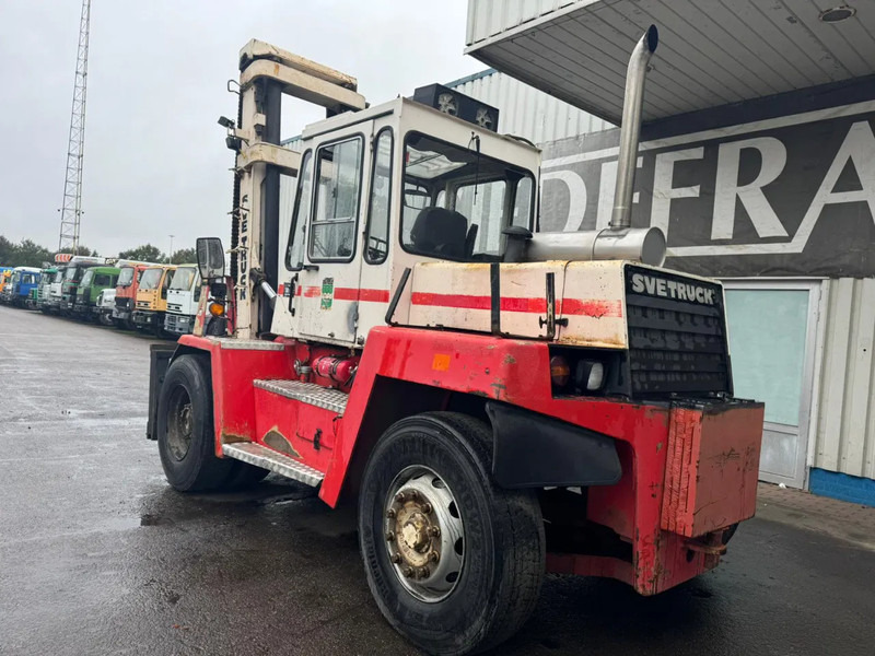 Svetruck 860-28 Pneumatic Tire Forklift - Dyzelinis krautuvas: foto 4 Svetruck 860-28 Pneumatic Tire Forklift - Dyzelinis krautuvas: foto 4