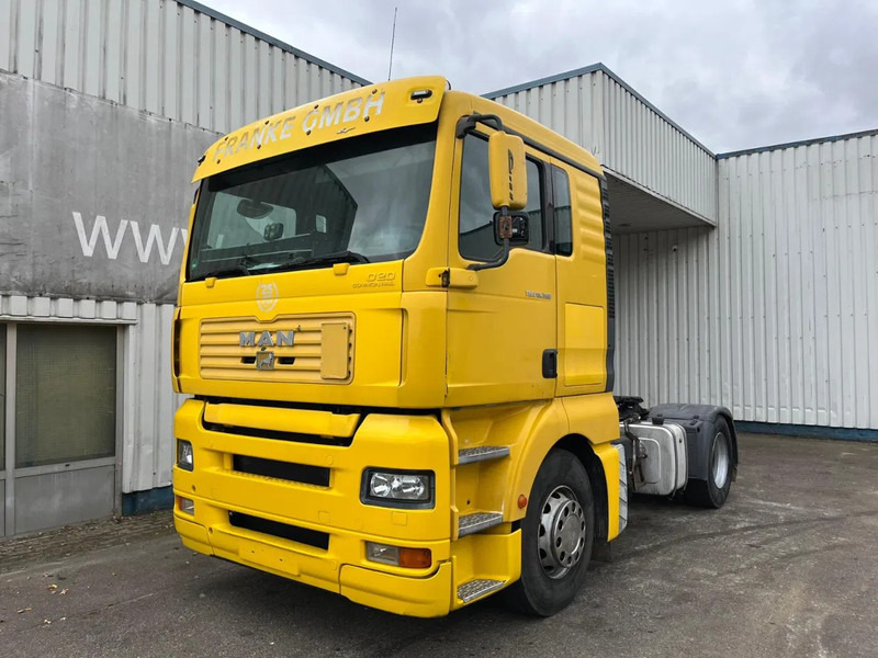 MAN TGA 18-390 , Manual Gearbox , Airco , PTO , Tipper hydraulics - Vilkikas: foto 1 MAN TGA 18-390 , Manual Gearbox , Airco , PTO , Tipper hydraulics - Vilkikas: foto 1