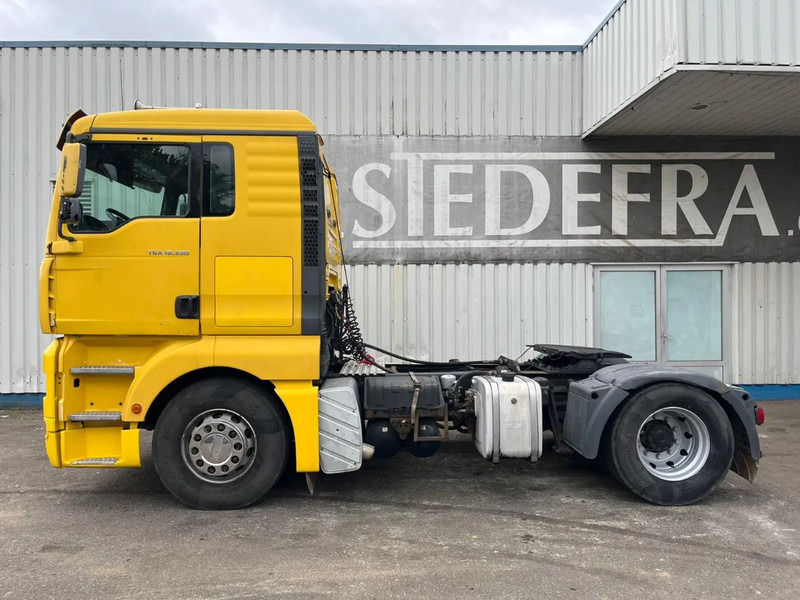 MAN TGA 18-390 , Manual Gearbox , Airco , PTO , Tipper hydraulics - Vilkikas: foto 2 MAN TGA 18-390 , Manual Gearbox , Airco , PTO , Tipper hydraulics - Vilkikas: foto 2