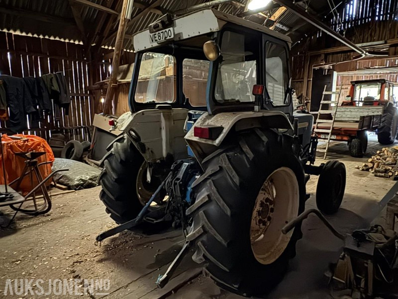 1975 FORD 4000 MED FRONTLASTER - Traktorius: foto 3 1975 FORD 4000 MED FRONTLASTER - Traktorius: foto 3