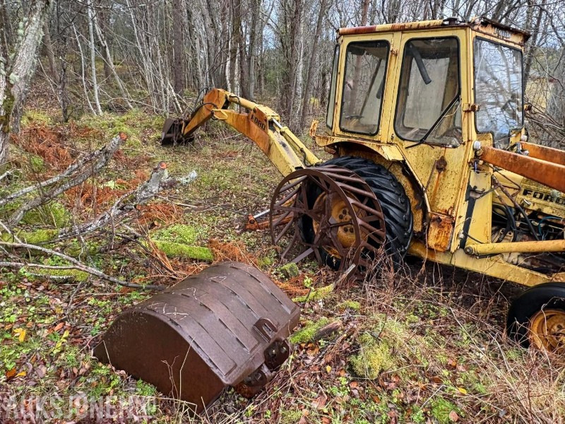 1975 FORD 4550 TRAKTORGRAVER - Traktorius: foto 5 1975 FORD 4550 TRAKTORGRAVER - Traktorius: foto 5