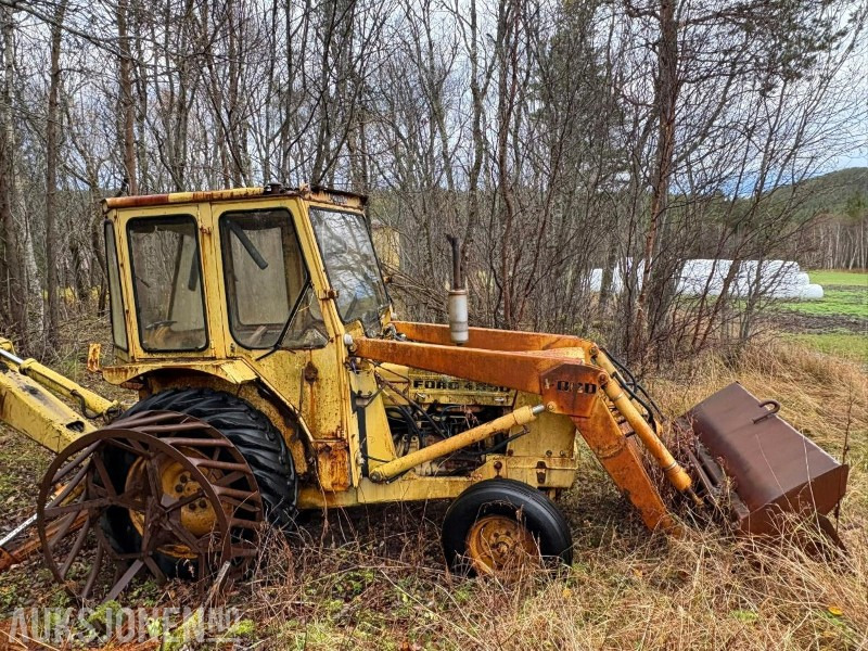 1975 FORD 4550 TRAKTORGRAVER - Traktorius: foto 4 1975 FORD 4550 TRAKTORGRAVER - Traktorius: foto 4