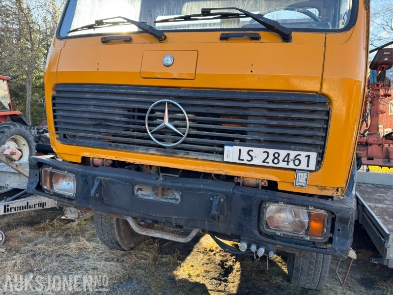 1981 Mercedes-Benz 1719 AK med tømmerkran - Savivartis sunkvežimis: foto 4 1981 Mercedes-Benz 1719 AK med tømmerkran - Savivartis sunkvežimis: foto 4
