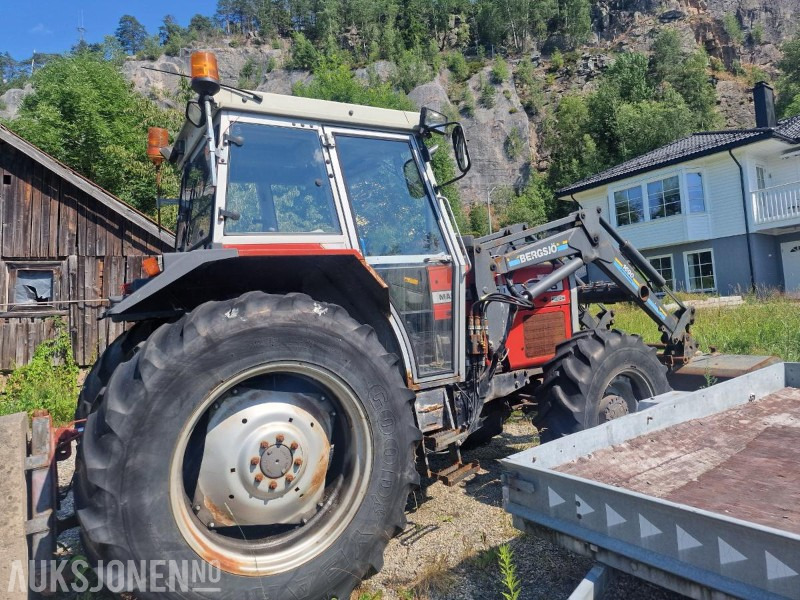 1993 Massey Ferguson 375, Reparasjonsobjekt - Traktorius: foto 3 1993 Massey Ferguson 375, Reparasjonsobjekt - Traktorius: foto 3