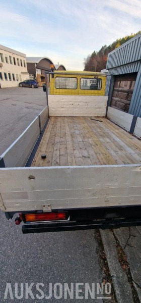 1994 Mercedes-Benz vario 611D lav km stand 9000km med kran - Platforminis/ Bortinis sunkvežimis: foto 5 1994 Mercedes-Benz vario 611D lav km stand 9000km med kran - Platforminis/ Bortinis sunkvežimis: foto 5