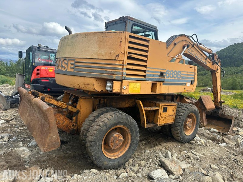 1995 Case Poclain 688B-P hjulgraver med tiltrotator og pusseskuffe - Ekskavatorius: foto 5 1995 Case Poclain 688B-P hjulgraver med tiltrotator og pusseskuffe - Ekskavatorius: foto 5
