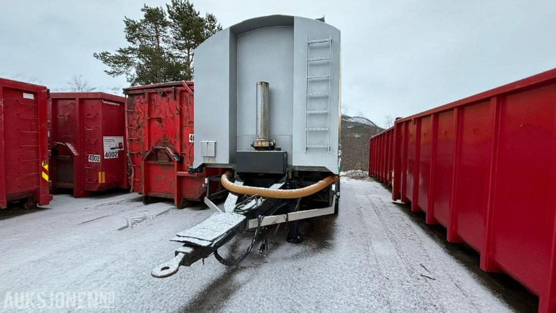 1996 ATKA RSP 24 trippelkjerre med Hillevåg tipp bulktank 6 kammers - Cisterninė priekaba: foto 3 1996 ATKA RSP 24 trippelkjerre med Hillevåg tipp bulktank 6 kammers - Cisterninė priekaba: foto 3