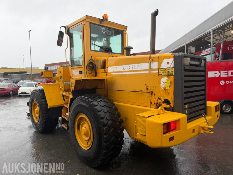 1996 Volvo L90C Hjullaster 72 timers auksjon! - Ratinis krautuvas: foto 3 1996 Volvo L90C Hjullaster 72 timers auksjon! - Ratinis krautuvas: foto 3