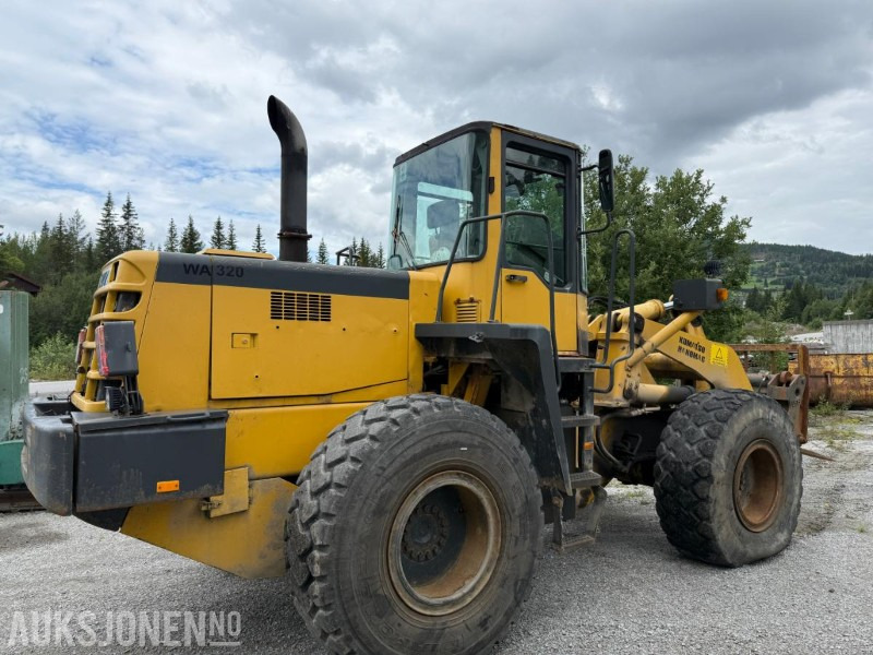 1997 Komatsu WA320-3H hjullaster - Ratinis krautuvas: foto 1 1997 Komatsu WA320-3H hjullaster - Ratinis krautuvas: foto 1