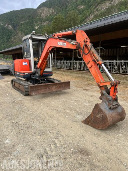 1997 Kubota KX 121-2 gravemaskin med 2 skuffer og klype - Ekskavatorius: foto 5 1997 Kubota KX 121-2 gravemaskin med 2 skuffer og klype - Ekskavatorius: foto 5