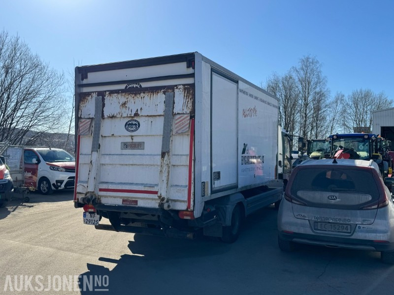 2001 Mercedes-Benz ATEGO 815 II skapbil med løftelem - Furgonas sunkvežimis: foto 5 2001 Mercedes-Benz ATEGO 815 II skapbil med løftelem - Furgonas sunkvežimis: foto 5