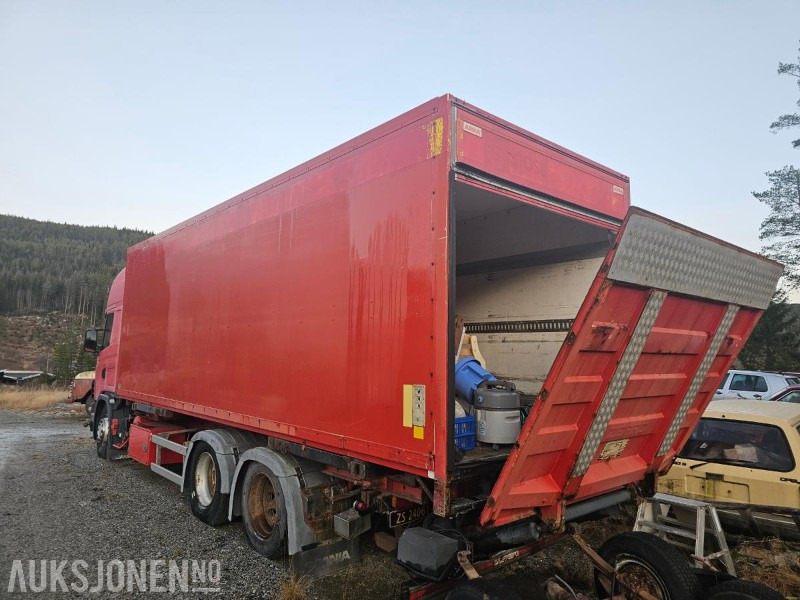 2002 Scania G-serie, Reparasjonsobjekt - Konteineris-vežimus/ Sukeisti kūną sunkvežimis: foto 4 2002 Scania G-serie, Reparasjonsobjekt - Konteineris-vežimus/ Sukeisti kūną sunkvežimis: foto 4