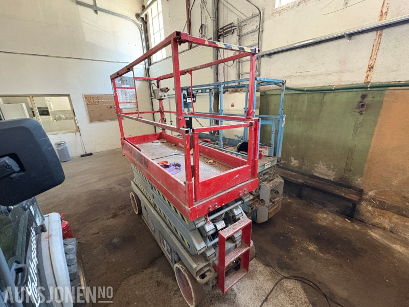 2003 SkyJack SJ 3226 sakselift - Kėlimo platforma: foto 2 2003 SkyJack SJ 3226 sakselift - Kėlimo platforma: foto 2
