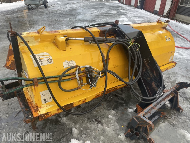 2003 Tellefsdal Feiekost 200 cm m/ hydraulisk og BM-feste - Statybinė įranga: foto 5 2003 Tellefsdal Feiekost 200 cm m/ hydraulisk og BM-feste - Statybinė įranga: foto 5