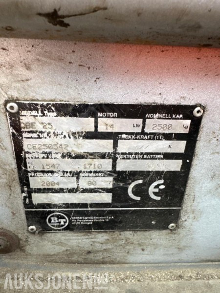2004 Cargo Cbe 25 truck med lader, sideskyv av gafler - Šakinis krautuvas: foto 5 2004 Cargo Cbe 25 truck med lader, sideskyv av gafler - Šakinis krautuvas: foto 5