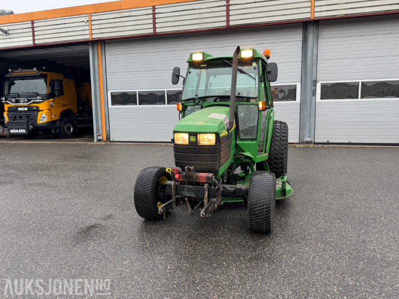 2004 John Deere 4710 - Traktor - Gressklipper - Kompakttraktor - Traktorius: foto 2 2004 John Deere 4710 - Traktor - Gressklipper - Kompakttraktor - Traktorius: foto 2
