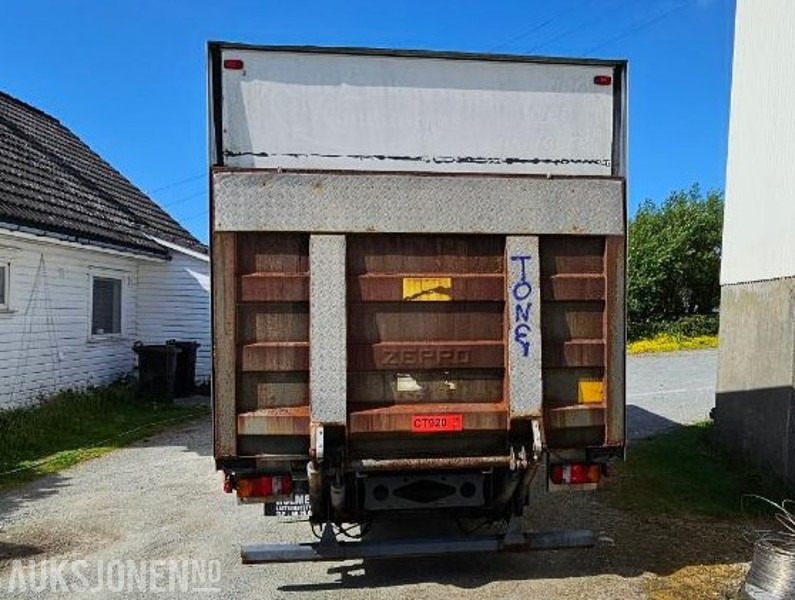 2004 Mercedes-Benz 818/42AT7,5, Reparasjonsobjekt - Furgonas sunkvežimis: foto 5 2004 Mercedes-Benz 818/42AT7,5, Reparasjonsobjekt - Furgonas sunkvežimis: foto 5
