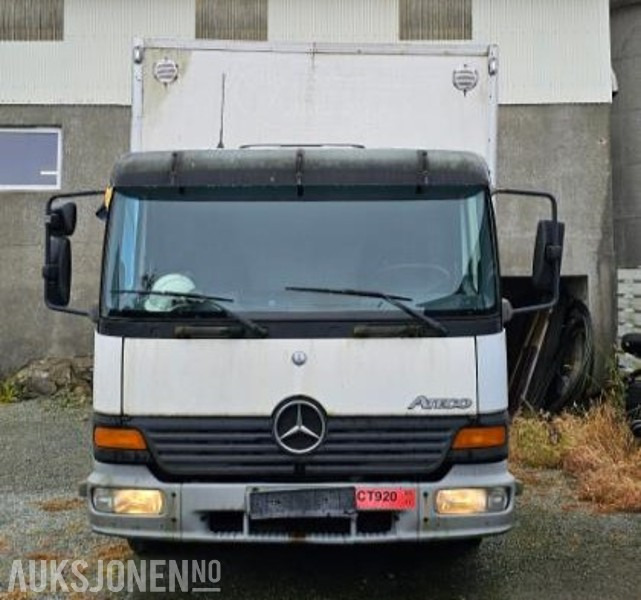 2004 Mercedes-Benz 818/42AT7,5, Reparasjonsobjekt - Furgonas sunkvežimis: foto 3 2004 Mercedes-Benz 818/42AT7,5, Reparasjonsobjekt - Furgonas sunkvežimis: foto 3