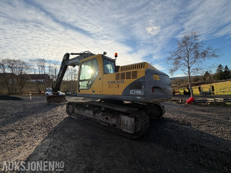 2006 Volvo EC 210B med Engcon EC20 tiltrotator, HK feste, pusseskuff og graveskuff - Ekskavatorius: foto 4 2006 Volvo EC 210B med Engcon EC20 tiltrotator, HK feste, pusseskuff og graveskuff - Ekskavatorius: foto 4