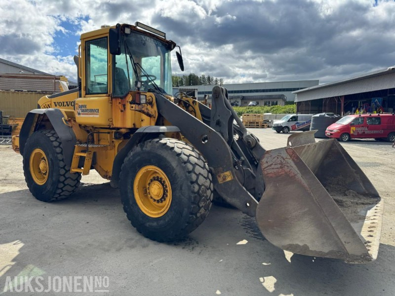 2006 Volvo L70E med skuffe - Ratinis krautuvas: foto 4 2006 Volvo L70E med skuffe - Ratinis krautuvas: foto 4