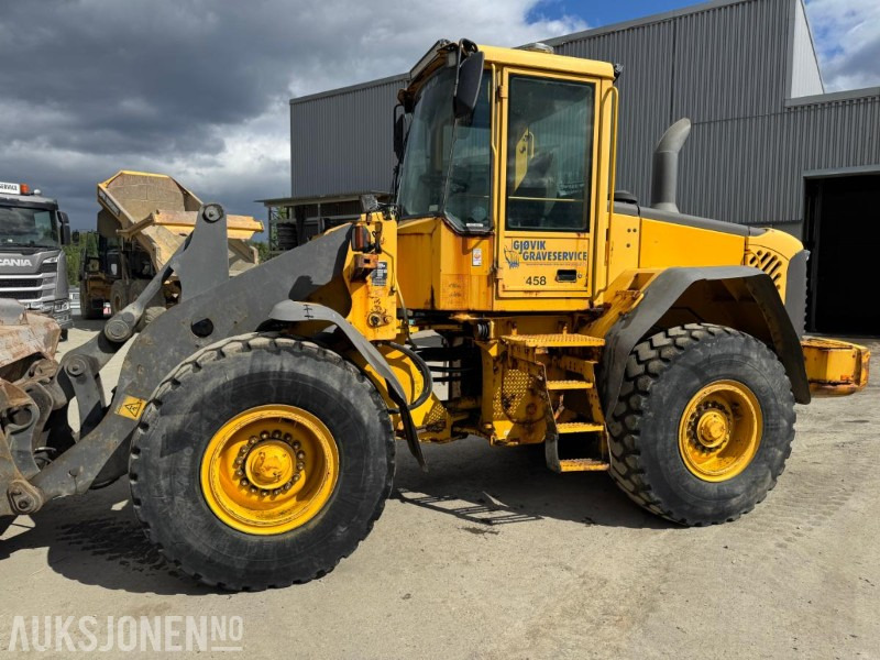 2006 Volvo L70E med skuffe - Ratinis krautuvas: foto 2 2006 Volvo L70E med skuffe - Ratinis krautuvas: foto 2