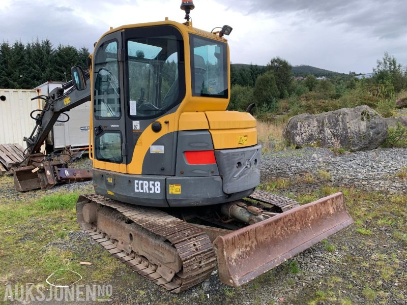 2007 Volvo ECR 58 - 6 Tonns gravemaskin - Sertifisert - Mye tilbehør - Ekskavatorius: foto 2 2007 Volvo ECR 58 - 6 Tonns gravemaskin - Sertifisert - Mye tilbehør - Ekskavatorius: foto 2