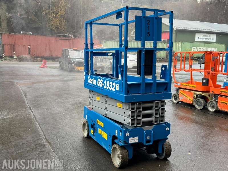 2008 Genie 1932 sakselift / 8 meter - Kėlimo platforma: foto 2 2008 Genie 1932 sakselift / 8 meter - Kėlimo platforma: foto 2