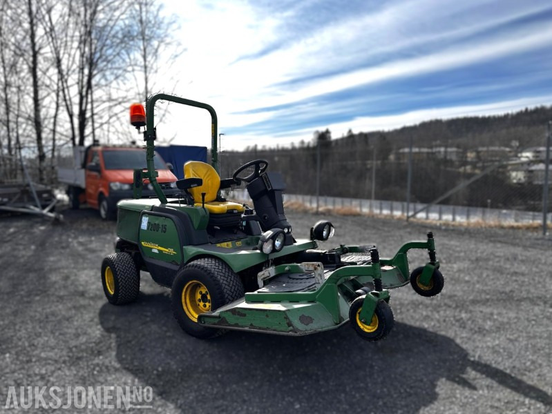 2008 John Deere 1565 Series II frontmontert gressklipper - Traktorius: foto 1 2008 John Deere 1565 Series II frontmontert gressklipper - Traktorius: foto 1