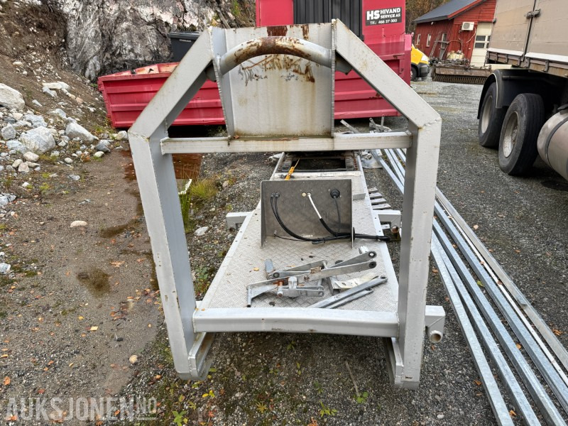 2010 Krokramme med svingskive - Užtraukiamas konteineris: foto 2 2010 Krokramme med svingskive - Užtraukiamas konteineris: foto 2