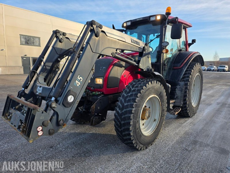 2010 VALTRA N121 HITECH MED FRONTLASTER 50KMT - Traktorius: foto 1 2010 VALTRA N121 HITECH MED FRONTLASTER 50KMT - Traktorius: foto 1