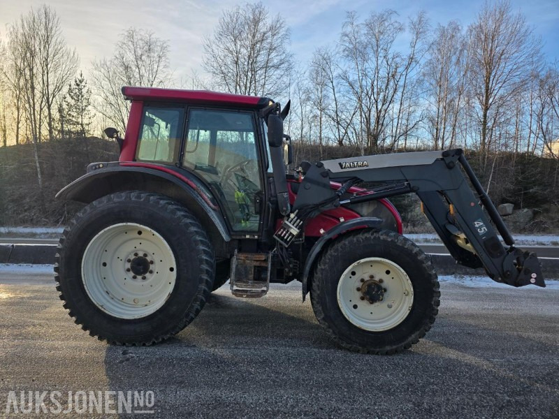 2010 VALTRA N121 HITECH MED FRONTLASTER 50KMT - Traktorius: foto 4 2010 VALTRA N121 HITECH MED FRONTLASTER 50KMT - Traktorius: foto 4