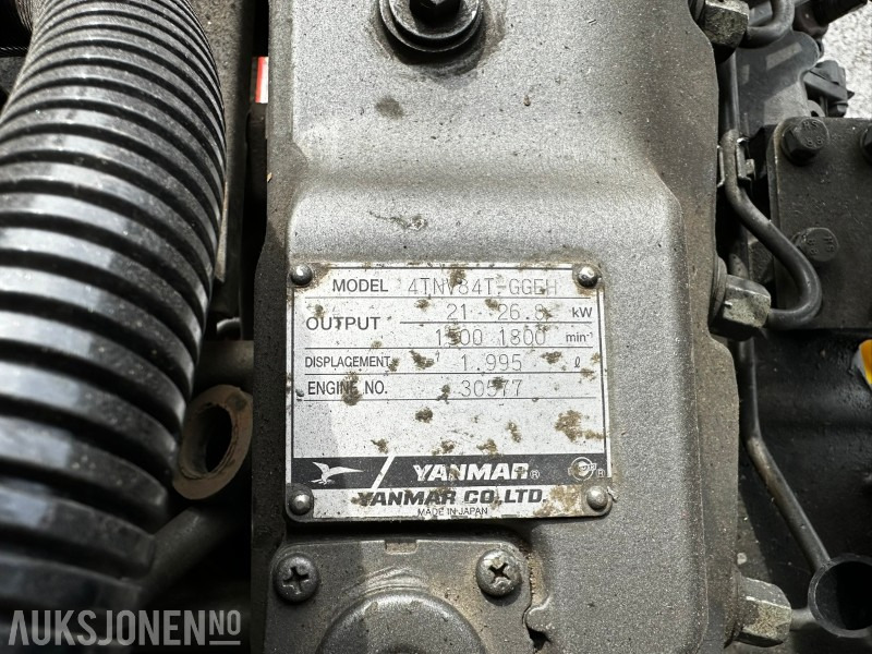 2010 Yanmar 4TNV84T-GGEH - Statybinė įranga: foto 5 2010 Yanmar 4TNV84T-GGEH - Statybinė įranga: foto 5