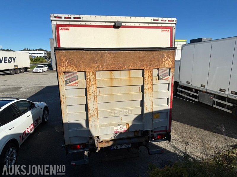 2012 VOLVO FL-290 SKAPBIL. FULL SIDEÅPNING OG ZEPRO BAKLØFT. 18PALLER - Furgonas sunkvežimis: foto 4 2012 VOLVO FL-290 SKAPBIL. FULL SIDEÅPNING OG ZEPRO BAKLØFT. 18PALLER - Furgonas sunkvežimis: foto 4