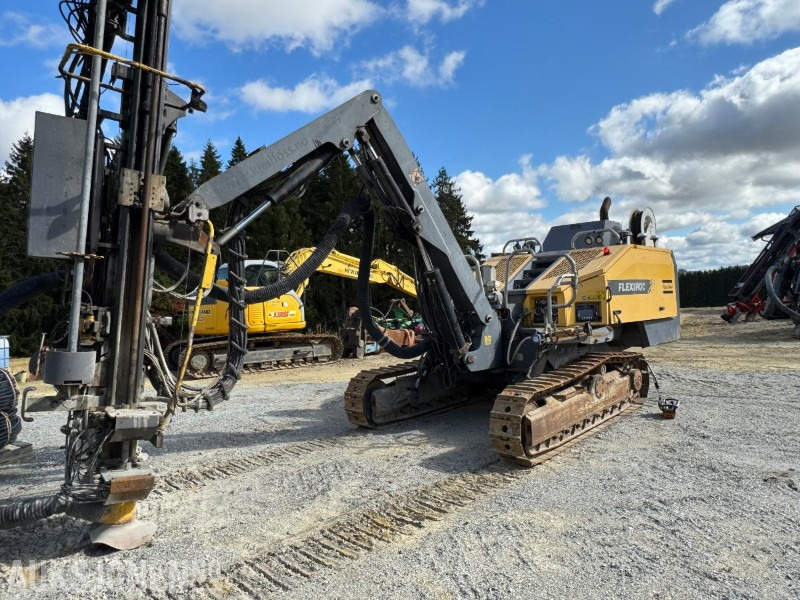 2013 Atlas Copco FlexiROC T35R-01CME boreslipper - Gręžimo mašina: foto 2 2013 Atlas Copco FlexiROC T35R-01CME boreslipper - Gręžimo mašina: foto 2