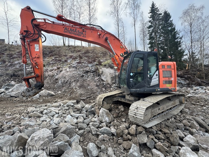 2014 Hitachi ZX225USLC-5B Beltegraver med tiltrotator og pusseskuffe - Ekskavatorius: foto 1 2014 Hitachi ZX225USLC-5B Beltegraver med tiltrotator og pusseskuffe - Ekskavatorius: foto 1