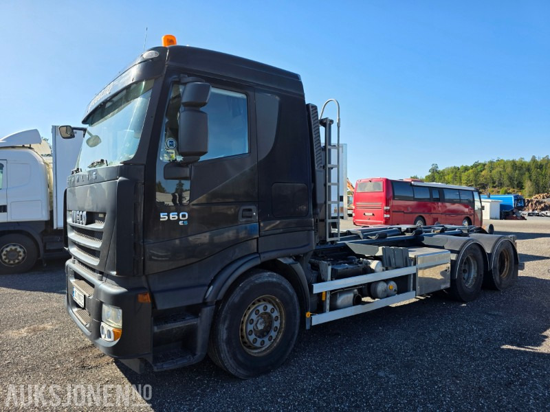 2014 Iveco Stralis Krokbil - Soveplass i førerhus - Ryggekamera - 154538 km - Hook-lift sunkvežimis: foto 2 2014 Iveco Stralis Krokbil - Soveplass i førerhus - Ryggekamera - 154538 km - Hook-lift sunkvežimis: foto 2