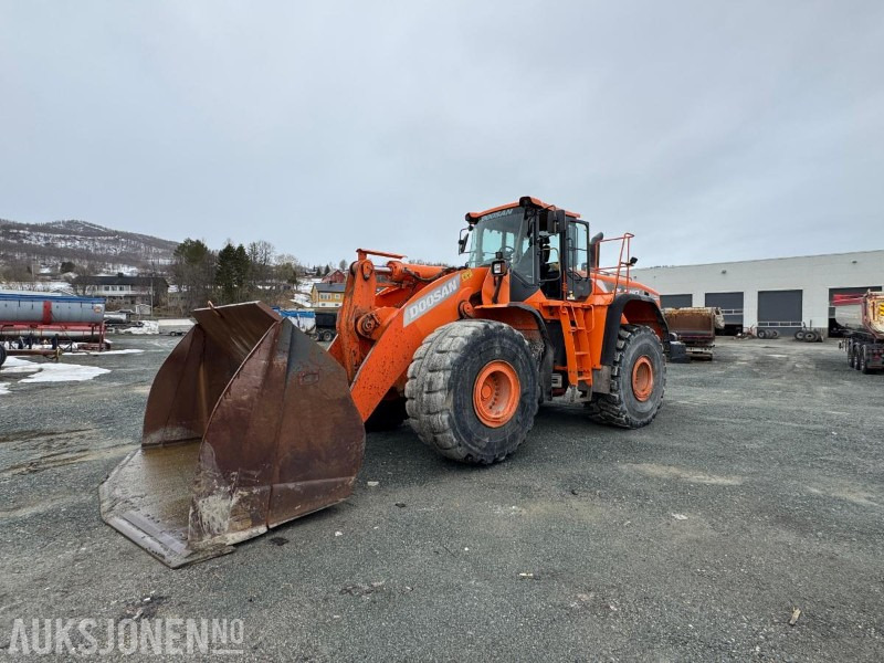 2015 Doosan DL550-5 Hjullaster - Nye dekk - Gjerstad 6000L - 7596T - Ratinis krautuvas: foto 1 2015 Doosan DL550-5 Hjullaster - Nye dekk - Gjerstad 6000L - 7596T - Ratinis krautuvas: foto 1