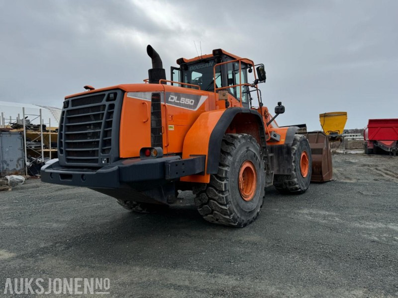 2015 Doosan DL550-5 Hjullaster - Nye dekk - Gjerstad 6000L - 7596T - Ratinis krautuvas: foto 5 2015 Doosan DL550-5 Hjullaster - Nye dekk - Gjerstad 6000L - 7596T - Ratinis krautuvas: foto 5