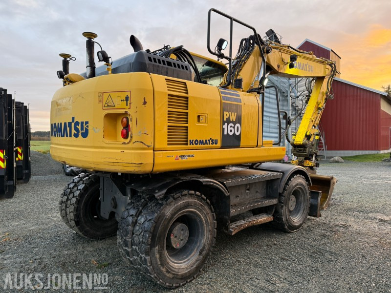 2015 Komatsu PW 160-8 Velutstyrt hjulgraver med Engcon rototilt, Leica GPS og sentralsmøring - Ekskavatorius: foto 3 2015 Komatsu PW 160-8 Velutstyrt hjulgraver med Engcon rototilt, Leica GPS og sentralsmøring - Ekskavatorius: foto 3