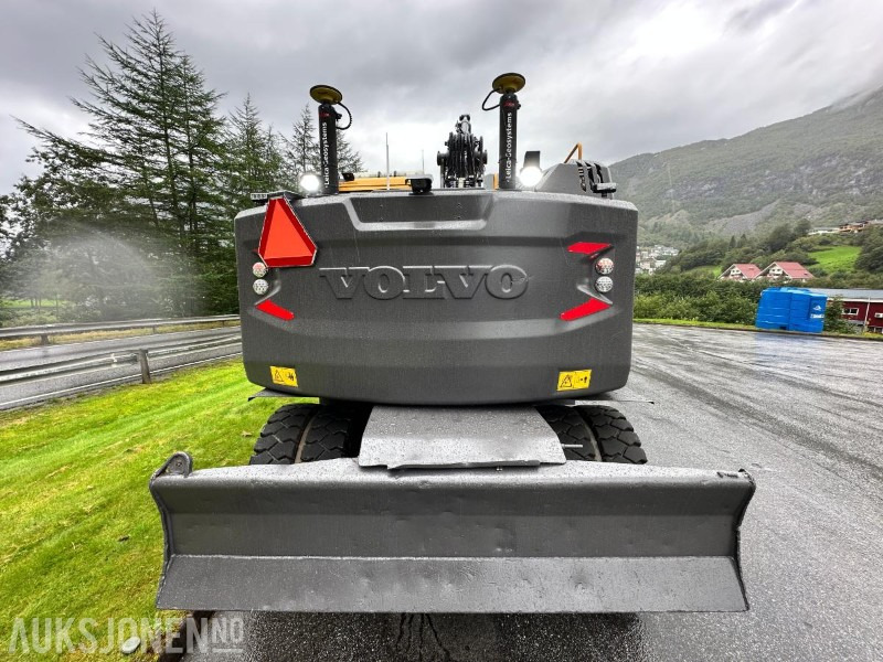 2015 Volvo EW160E Hjulgraver (7416 timer) m/ Foss-Eik tilhenger, Steelwrist tiltrotator og Gjerstad utstyr - Ekskavatorius: foto 4 2015 Volvo EW160E Hjulgraver (7416 timer) m/ Foss-Eik tilhenger, Steelwrist tiltrotator og Gjerstad utstyr - Ekskavatorius: foto 4