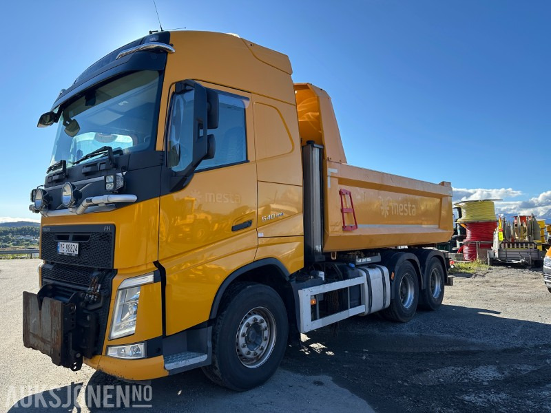2015 Volvo FH 540 6x4 - KOMBIBIL/TIPPBIL/BRØYTEBIL - 344925km - Savivartis sunkvežimis: foto 1 2015 Volvo FH 540 6x4 - KOMBIBIL/TIPPBIL/BRØYTEBIL - 344925km - Savivartis sunkvežimis: foto 1
