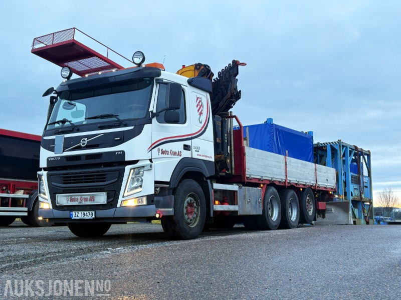 Sunkvežimis su kranu 2015 Volvo FM 500 8x4 kranbil - Effer 215/6S kran og ARKA planpåbygg - EU godkjent til 30.09.26: foto 1
