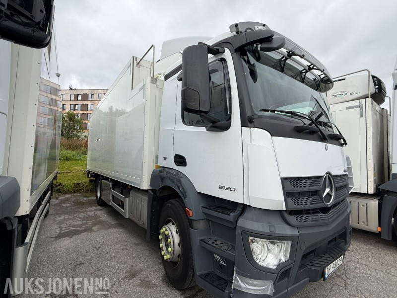 2016 Mercedes-Benz Antos 1830 4X2 Thermo - Bakløft - Lav KM - 75645KM - Furgonas sunkvežimis: foto 2 2016 Mercedes-Benz Antos 1830 4X2 Thermo - Bakløft - Lav KM - 75645KM - Furgonas sunkvežimis: foto 2