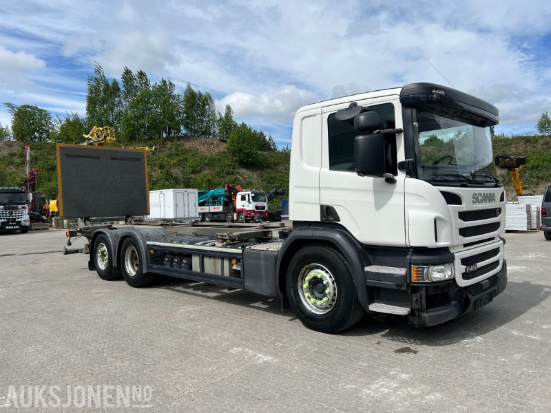 2016 Scania P410 containerbil, lav km, EU, 411 hk, baklem, automat - Konteineris-vežimus/ Sukeisti kūną sunkvežimis: foto 3 2016 Scania P410 containerbil, lav km, EU, 411 hk, baklem, automat - Konteineris-vežimus/ Sukeisti kūną sunkvežimis: foto 3